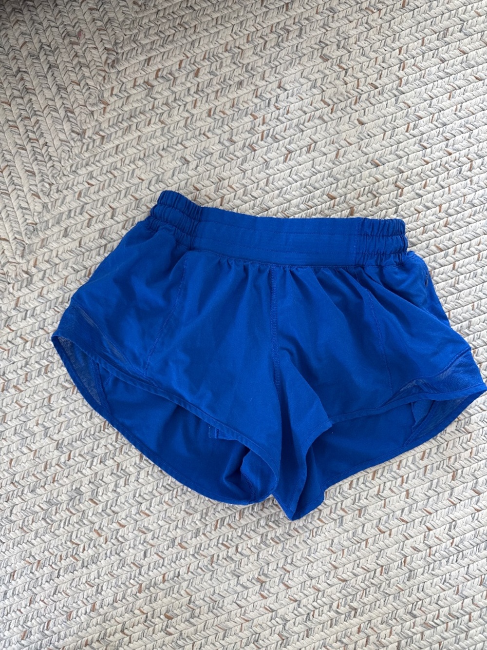 Lululemon shorts 4